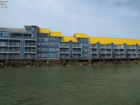 400 Swartz Ln #Y306, Middle Bass, OH 43446