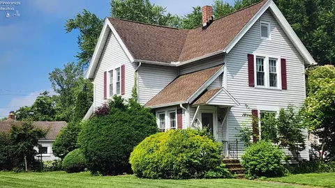 502 Adams Ave, Huron, OH 44839