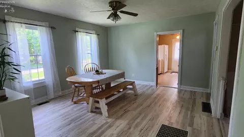 502 Adams Ave, Huron, OH 44839 photo 8