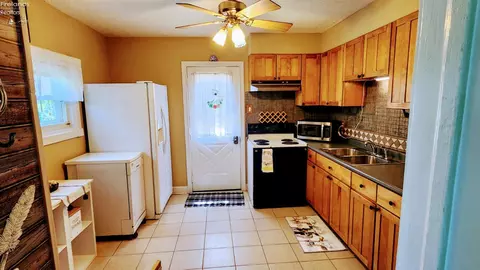 502 Adams Ave, Huron, OH 44839 photo 13