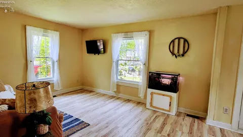 502 Adams Ave, Huron, OH 44839 photo 6