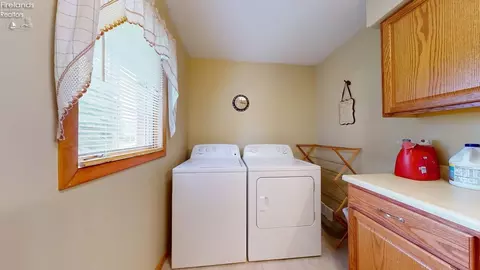 2 Timothy Ave, Willard, OH 44890 photo 26