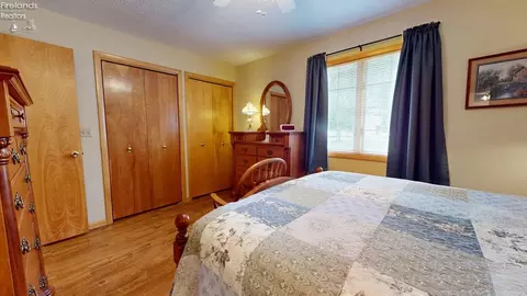 2 Timothy Ave, Willard, OH 44890 photo 20