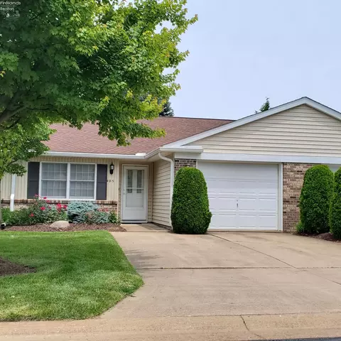 405 Leisure Dr, Huron, OH 44839