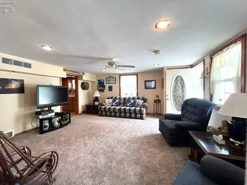 8048 E Mary Ln, Marblehead, OH 43440 photo 6