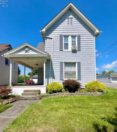 511 N Sandusky, Bellevue, OH 44811