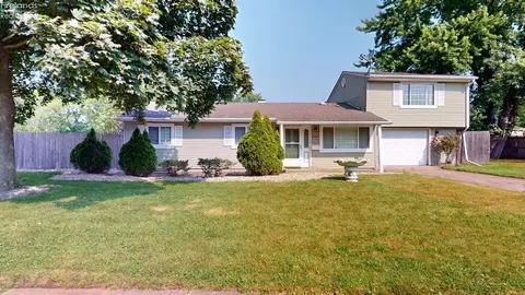 1465 Dixon, Sandusky, OH 44870