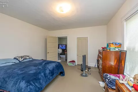 409 Gulf Rd, Elyria, OH 44035 photo 12