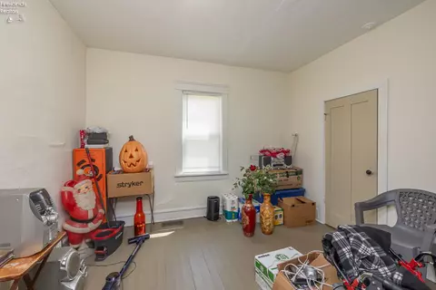 409 Gulf Rd, Elyria, OH 44035 photo 9