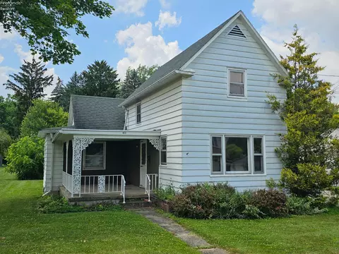 411 N Mulberry St, Clyde, OH 43410