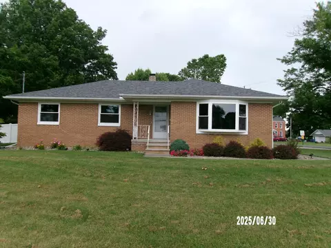 181 N Behlman Rd, Oak Harbor, OH 43449