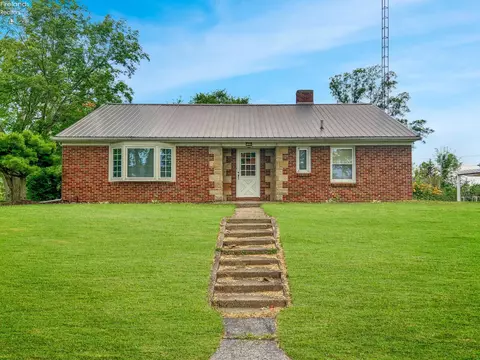 1740 Christy Rd, Fremont, OH 43420
