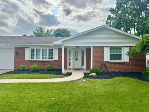 1420 White Ave, Fremont, OH 43420