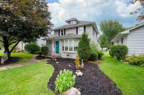 1719 Buckland Ave, Fremont, OH 43420