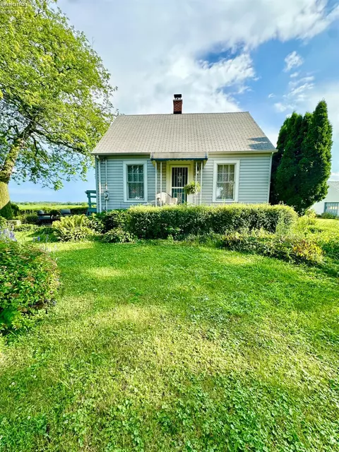 3120 Boos Rd, Huron, OH 44839