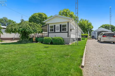 5288 E Lawrence Dr #LOT 9, Port Clinton, OH 43452