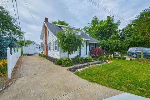Exterior - 108 Rye Beach Rd, Huron, OH 44839 photo 2 of 6
