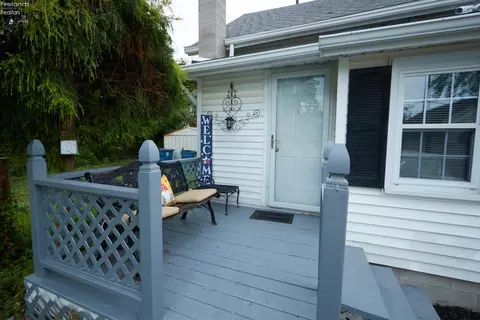 Exterior - 108 Rye Beach Rd, Huron, OH 44839 photo 6 of 6