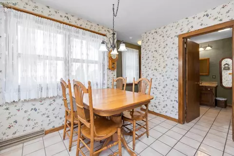 Dining - 280 W Main St, Norwalk, OH 44857 photo 2 of 2