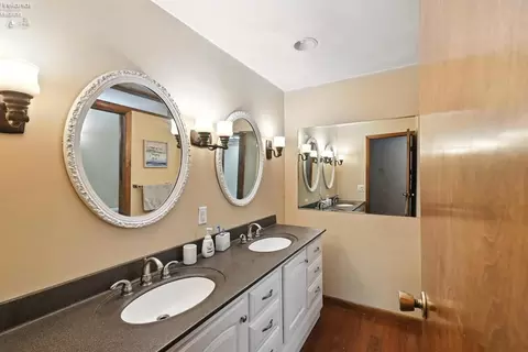226 E Howard St, Willard, OH 44890 photo 27