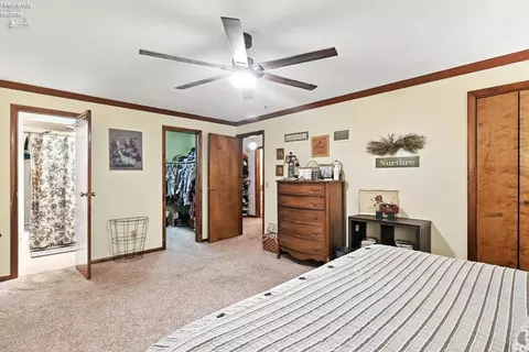 226 E Howard St, Willard, OH 44890 photo 22