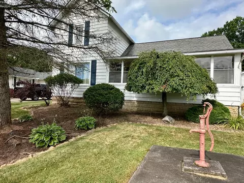 9574 Quarry, Amherst, OH 44001