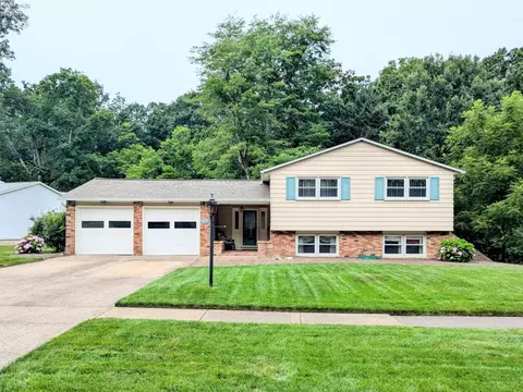 724 Strowbridge Dr, Huron, OH 44839