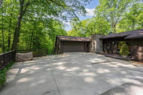 51709 Becker, Wakeman, OH 44889