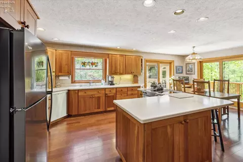 51709 Becker, Wakeman, OH 44889 photo 9