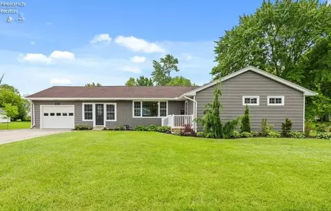 31 Seminary St, Greenwich, OH 44837