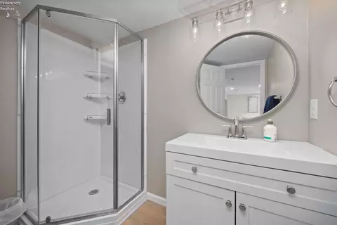 Bath - 3905 Hilltop Dr, Huron, OH 44839 photo 5 of 5