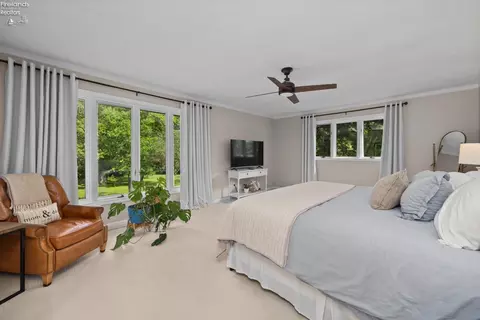 Bedroom - 3905 Hilltop Dr, Huron, OH 44839 photo 5 of 8