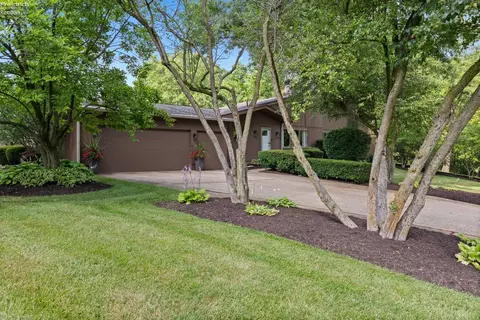 Exterior - 3905 Hilltop Dr, Huron, OH 44839 photo 11 of 11