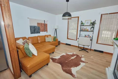 Living - 703 Parkview Ct, Huron, OH 44839 photo 3 of 3