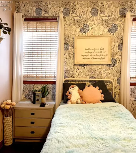 Bedroom - 703 Parkview Ct, Huron, OH 44839 photo 1 of 5