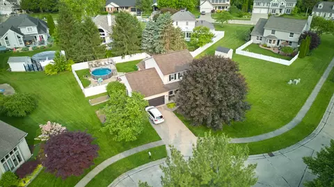 View/Area - 703 Parkview Ct, Huron, OH 44839 photo 2 of 4