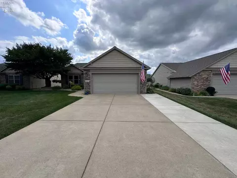 1717 Courtney Ln, Huron, OH 44839