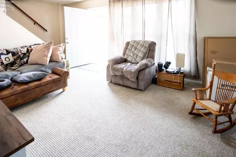 33 Maple St, Tiffin, OH 44883 photo 6