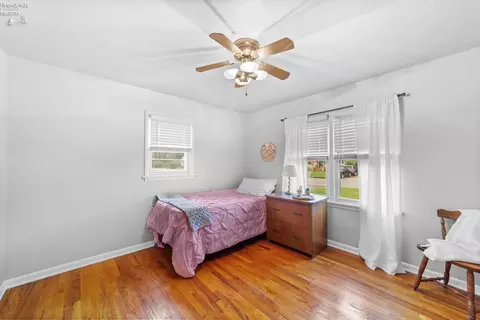 546 Berlin Rd, Huron, OH 44839 photo 12