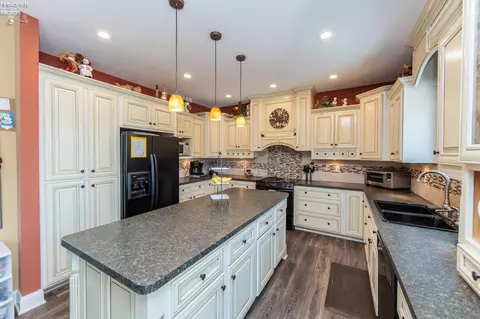 3004 Deerfoot Trl, Huron, OH 44839 photo 12