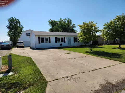239 Spring Crst, Marblehead, OH 43440
