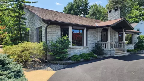 2816 Hull Rd, Huron, OH 44839