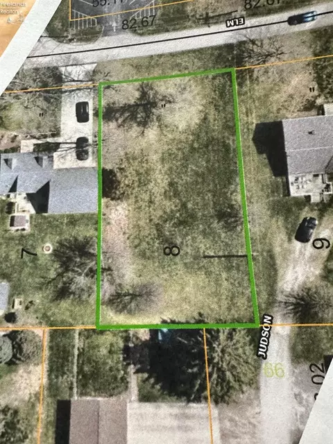 93 Elm St, Milan, OH 44846