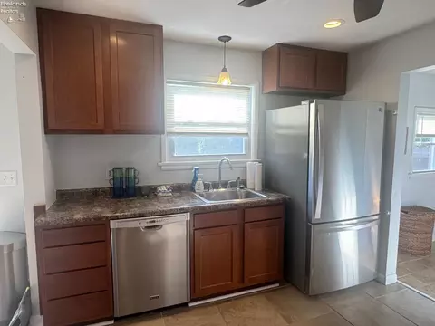 521 Washington Ave, Huron, OH 44839 photo 15