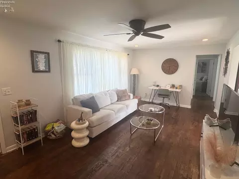 521 Washington Ave, Huron, OH 44839 photo 9