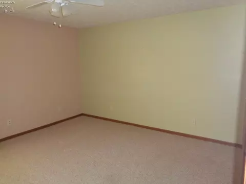 Bedroom - 3 Wedgewood Dr, Willard, OH 44890 photo 2 of 3