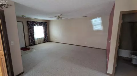 Living - 3 Wedgewood Dr, Willard, OH 44890 photo 2 of 2