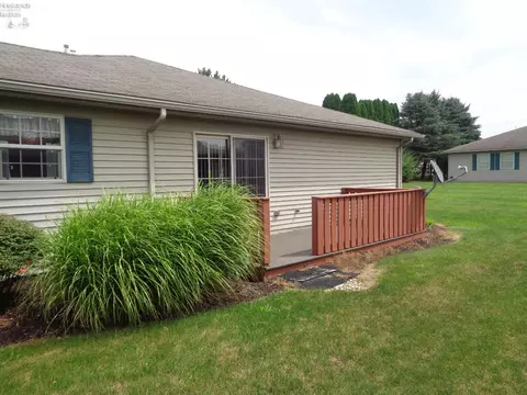 Exterior - 3 Wedgewood Dr, Willard, OH 44890 photo 2 of 2