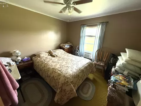 Bedroom - 643 Holiday Dr, Willard, OH 44890 photo 1 of 4