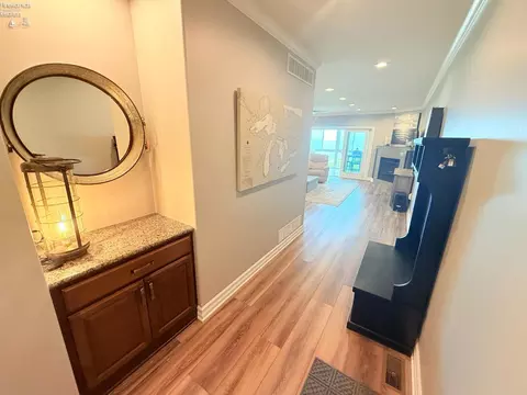812 E Main St #2D, Marblehead, OH 43440 photo 16